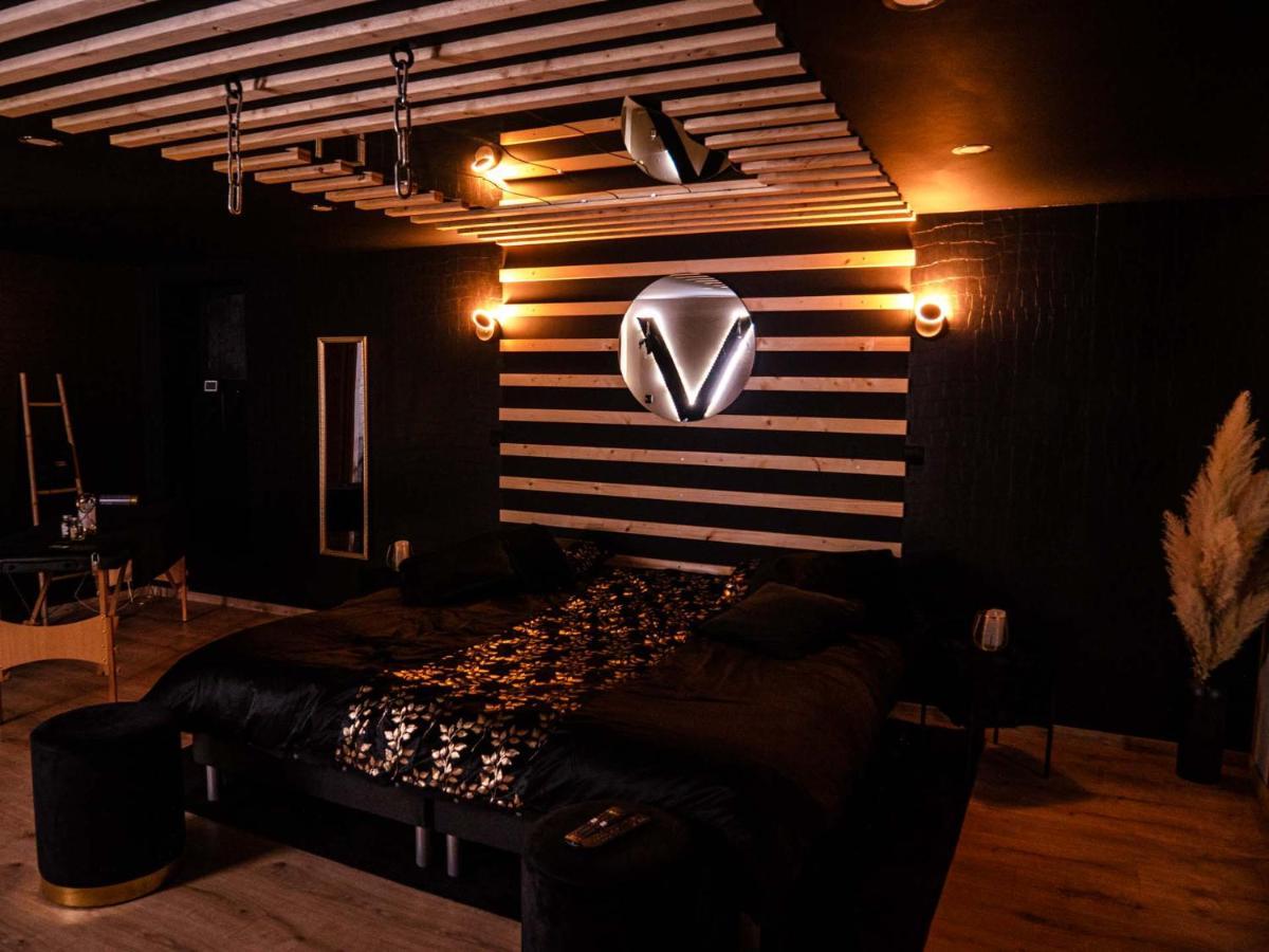 Douceur Du Charme - Love-Room A Charmes Entre Epinal Et Nancy Exterior foto